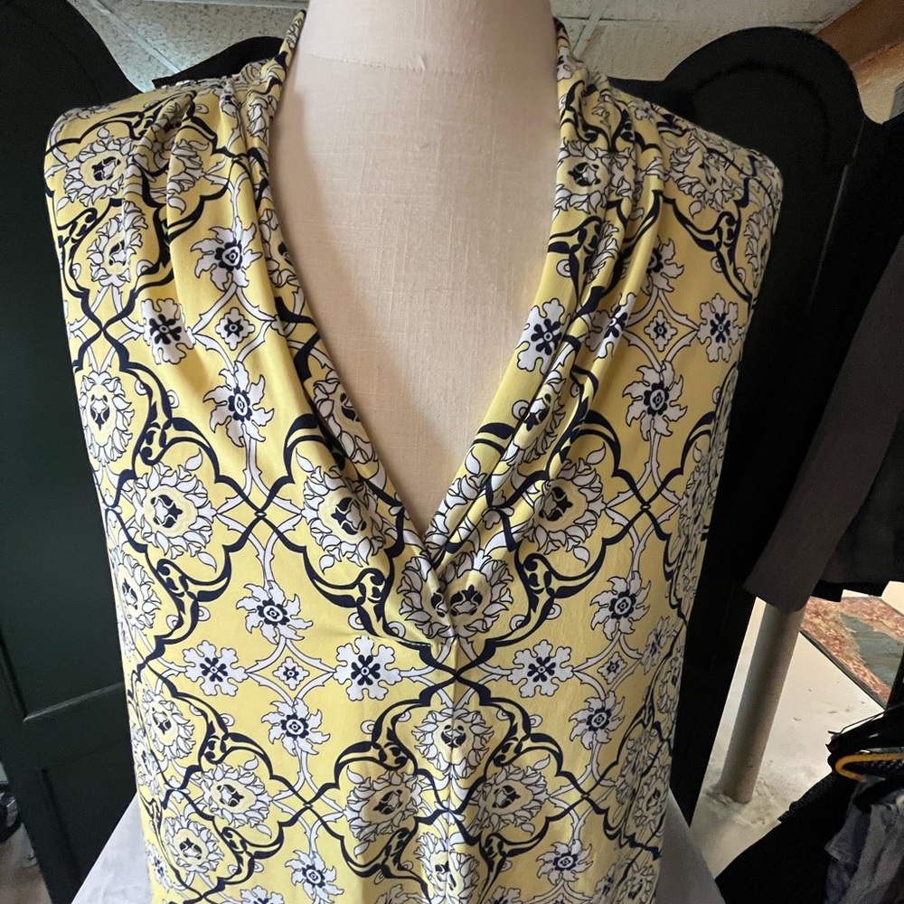 Elegant Yellow and Dark Navy Patterned Women's Tank Top
